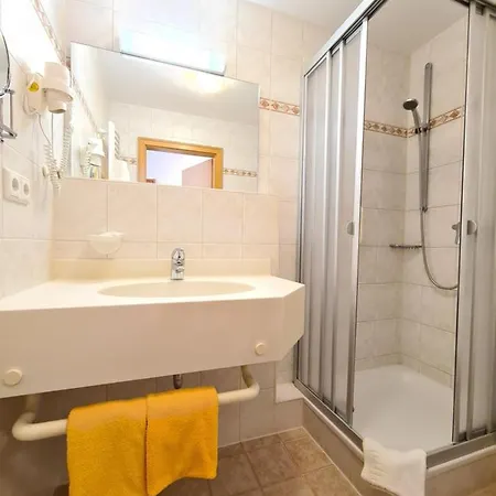 Thermenhotel Tannenhof - Ihr Wohlfuehl-hotel Ξενοδοχείο