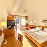 Thermenhotel Tannenhof - Ihr Wohlfuehl-hotel 4* Bad Füssing