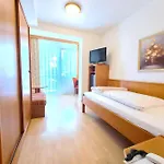 Thermenhotel Tannenhof - Ihr Wohlfuehl-hotel Hotel 4*
