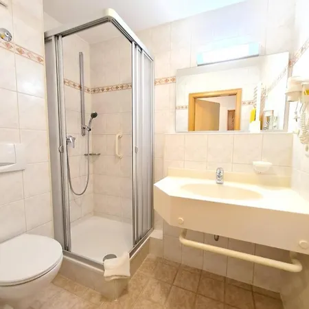 Thermenhotel Tannenhof Hotel 4*