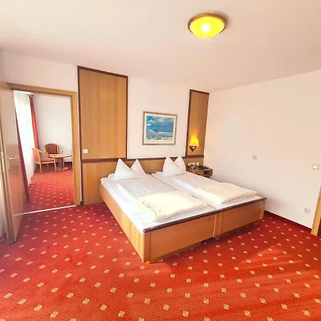 Thermenhotel Tannenhof
