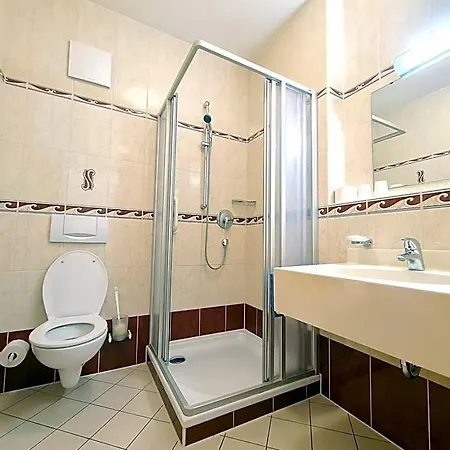 Otel Thermenhotel Tannenhof - Ihr Wohlfuehl-hotel 4*